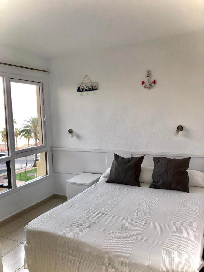 דירות בנאלמדנה Apartamento Aloha Playa , Vistas Al Mar מראה חיצוני תמונה