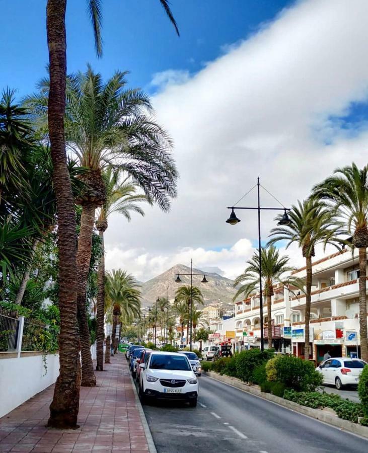 דירות בנאלמדנה Apartamento Aloha Playa , Vistas Al Mar מראה חיצוני תמונה