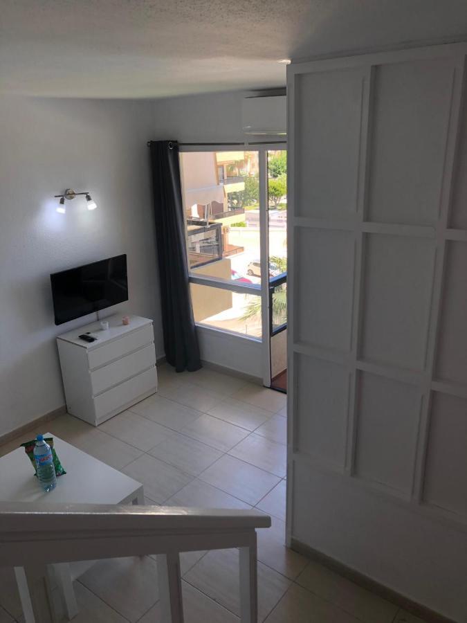דירות בנאלמדנה Apartamento Aloha Playa , Vistas Al Mar מראה חיצוני תמונה